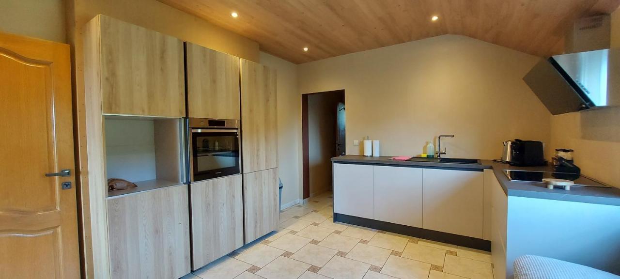 Nazareth Logement Un Magnifique Logement De Vacances Bastogne Exterior foto